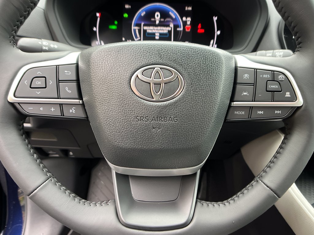 New 2026 Toyota Grand Highlander XLE FWD image 14
