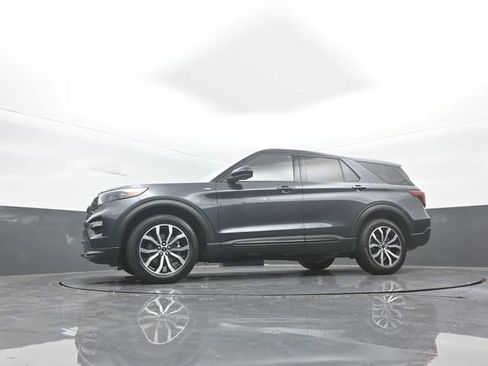 Used 2022 Ford Explorer ST-Line image 27
