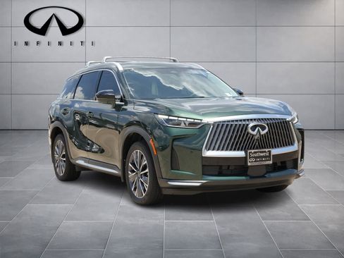Certified 2026 INFINITI QX60 Luxe w/ Cargo Package FWD image 3