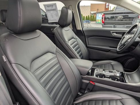 Used 2020 Ford Edge SEL w/ Convenience Package AWD/4WD image 14