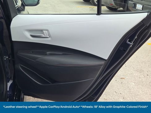 Used 2025 Toyota Corolla SE image 10