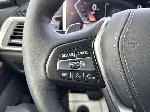 New 2026 BMW X5 xDrive40i w/ Premium Package image 16