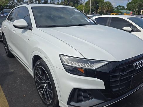 Used 2021 Audi Q8 Premium Plus w/ Premium Plus Package AWD/4WD image 2