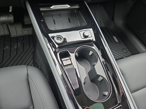 New 2026 Audi Q3 quattro 2.0T AWD/4WD image 22