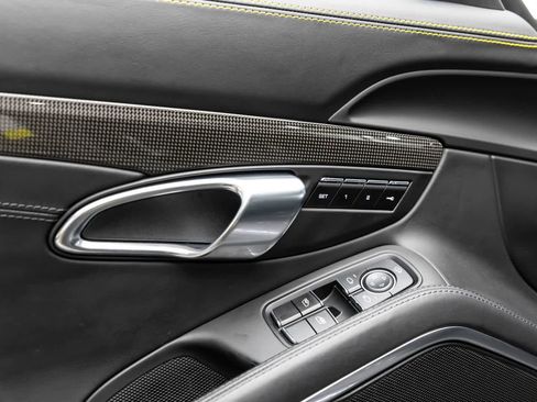 Used 2019 Porsche 911 Turbo S image 26