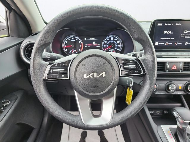 Certified 2023 Kia Forte LXS w/ LXS Technology Package FWD image 9
