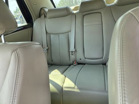 Used 2006 Cadillac DTS w/ Sun And Sound Package FWD image 18