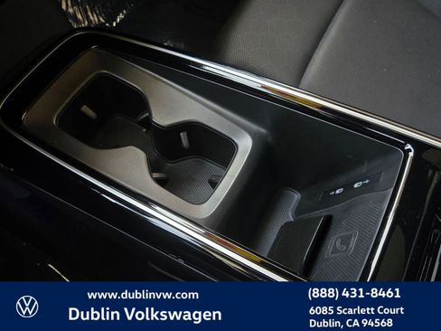 Used 2023 Volkswagen ID.4 Pro S image 19