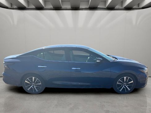 Used 2021 Nissan Maxima 3.5 SV w/ Floor Mat Group image 7