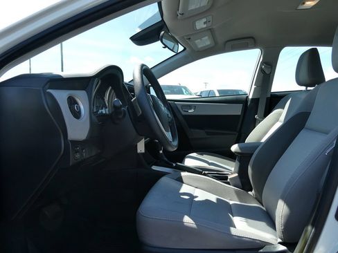 Used 2017 Toyota Corolla LE w/ Protection Package FWD image 20
