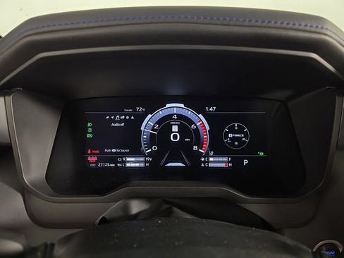 Used 2024 Toyota Tundra Platinum AWD/4WD image 11