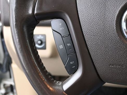 Used 2010 Buick Enclave CXL image 29