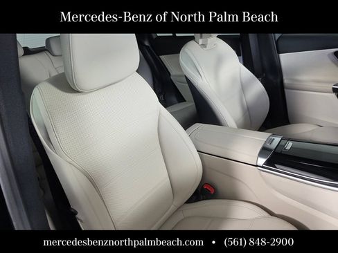 Certified 2026 Mercedes-Benz GLC 300 image 28