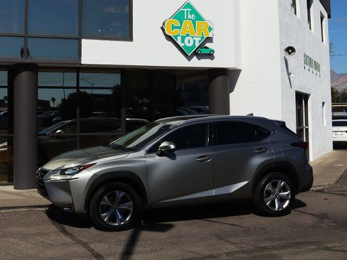 Used 2017 Lexus NX 200t FWD w/ Premium Package image 7