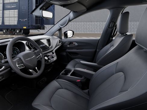 New 2026 Chrysler Voyager LX FWD image 22