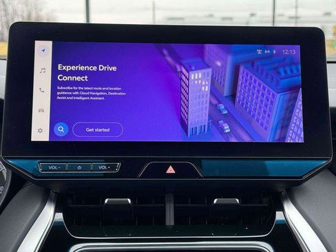 Certified 2023 Toyota Venza Nightshade image 27