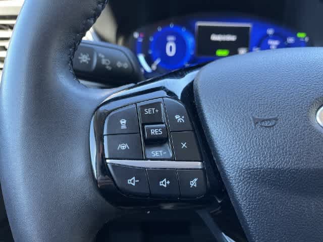 Used 2022 Ford Escape SEL w/ Technology Package FWD image 20