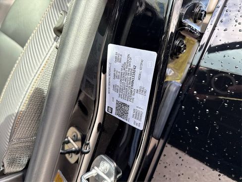 Used 2022 GMC Canyon AT4 image 17