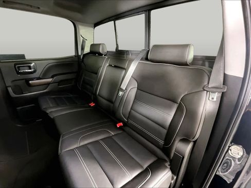 Used 2018 GMC Sierra 1500 Denali RWD image 18