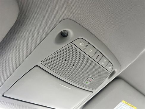 Used 2022 Nissan Rogue Sport SL image 16