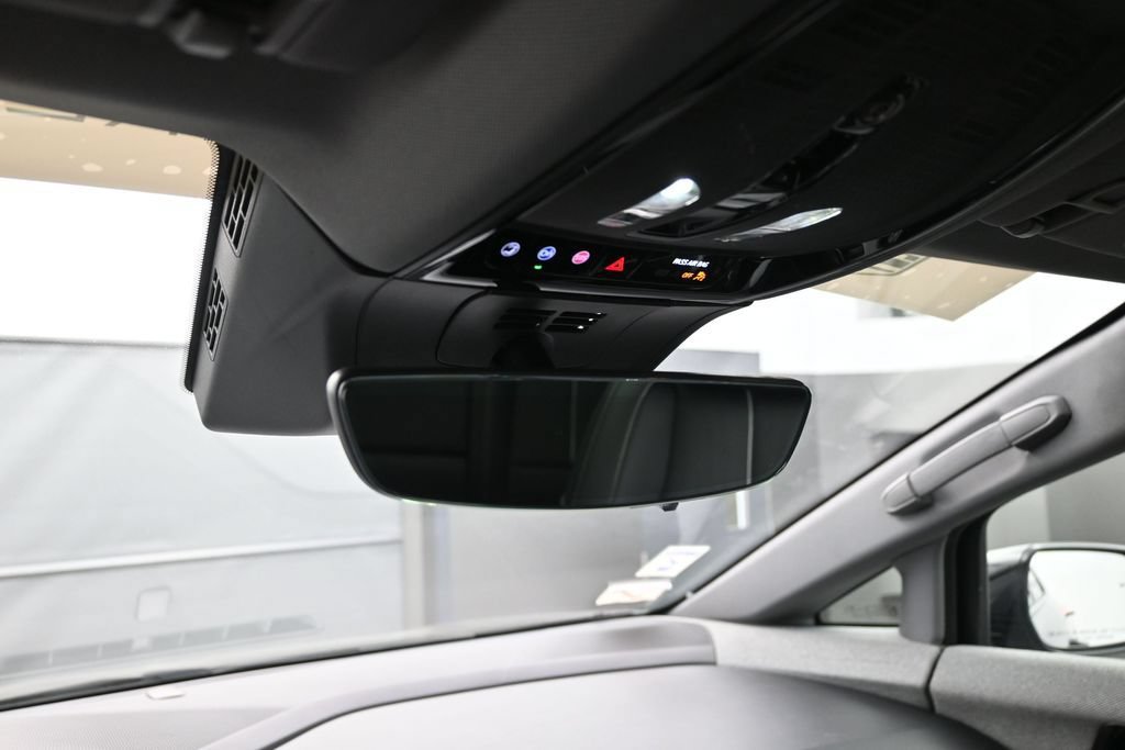 Certified 2025 Cadillac Optiq Sport 2 AWD/4WD image 22