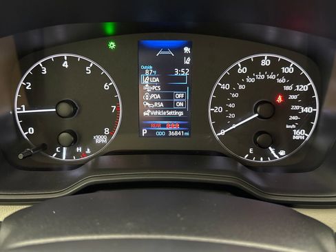 Used 2024 Toyota Corolla LE image 15