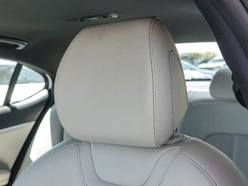 Used 2024 Genesis G70 2.5T RWD image 24