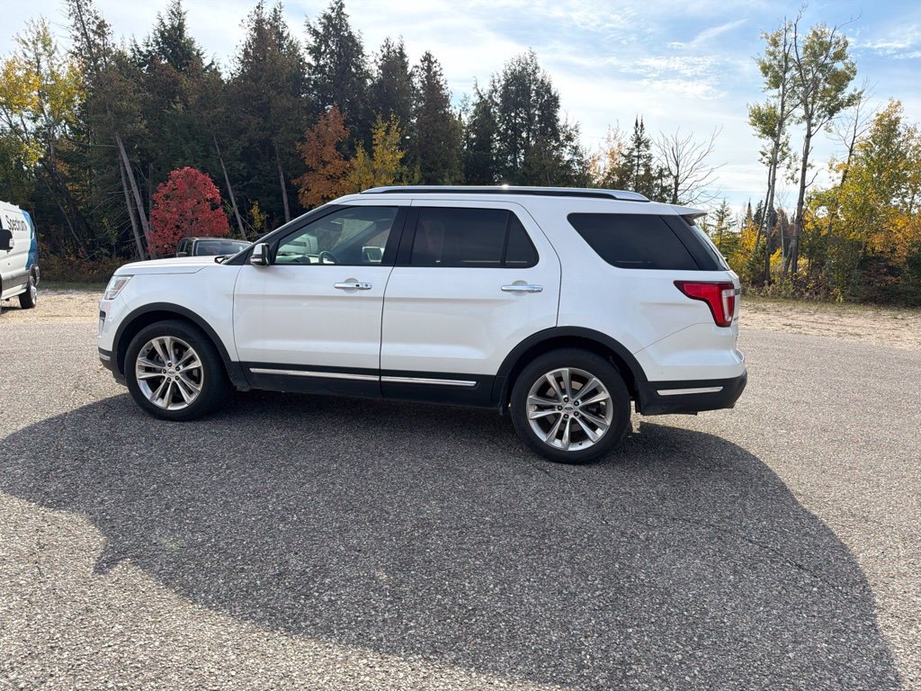 Used 2019 Ford Explorer Limited w/ Class III Trailer Tow Package AWD/4WD image 7