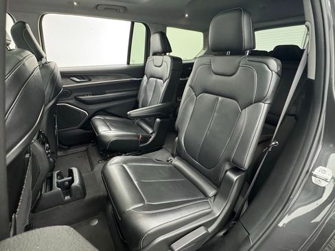 Used 2022 Jeep Grand Cherokee L Limited image 48