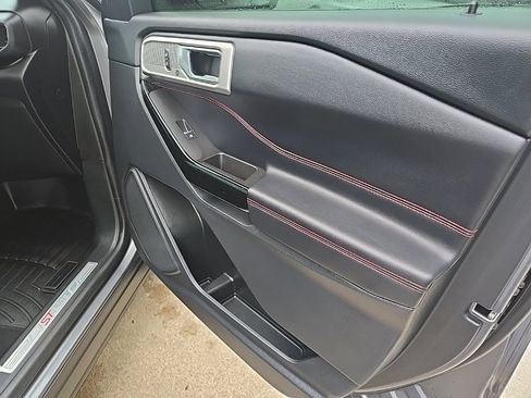 Used 2022 Ford Explorer ST-Line image 71