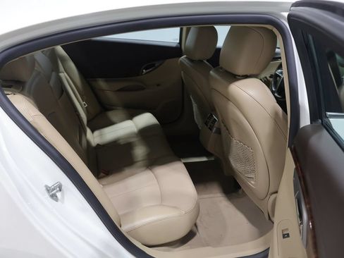 Used 2011 Buick LaCrosse CXL FWD image 24
