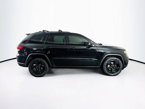 Used 2018 Jeep Grand Cherokee Laredo image 10