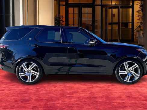 Used 2023 Land Rover Discovery S R-Dynamic image 13