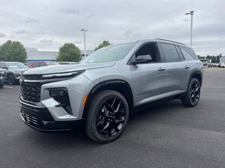 New 2026 Chevrolet Traverse RS w/ LPO, Floor Liner Package FWD video 2