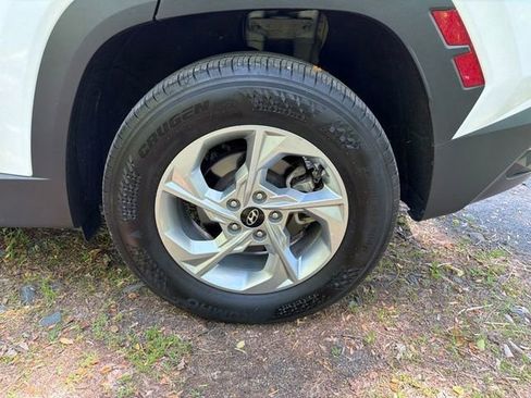 Certified 2023 Hyundai Tucson SEL AWD/4WD image 6