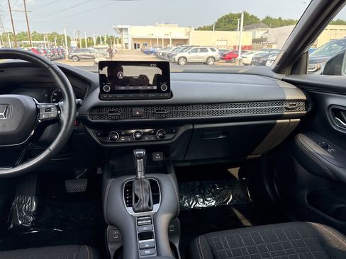 Certified 2024 Honda HR-V Sport image 29