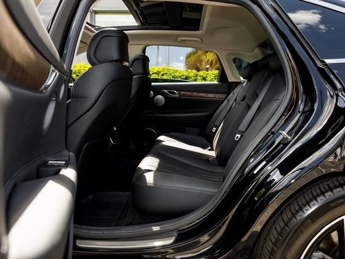 Used 2025 Genesis G80 2.5T Advanced image 29