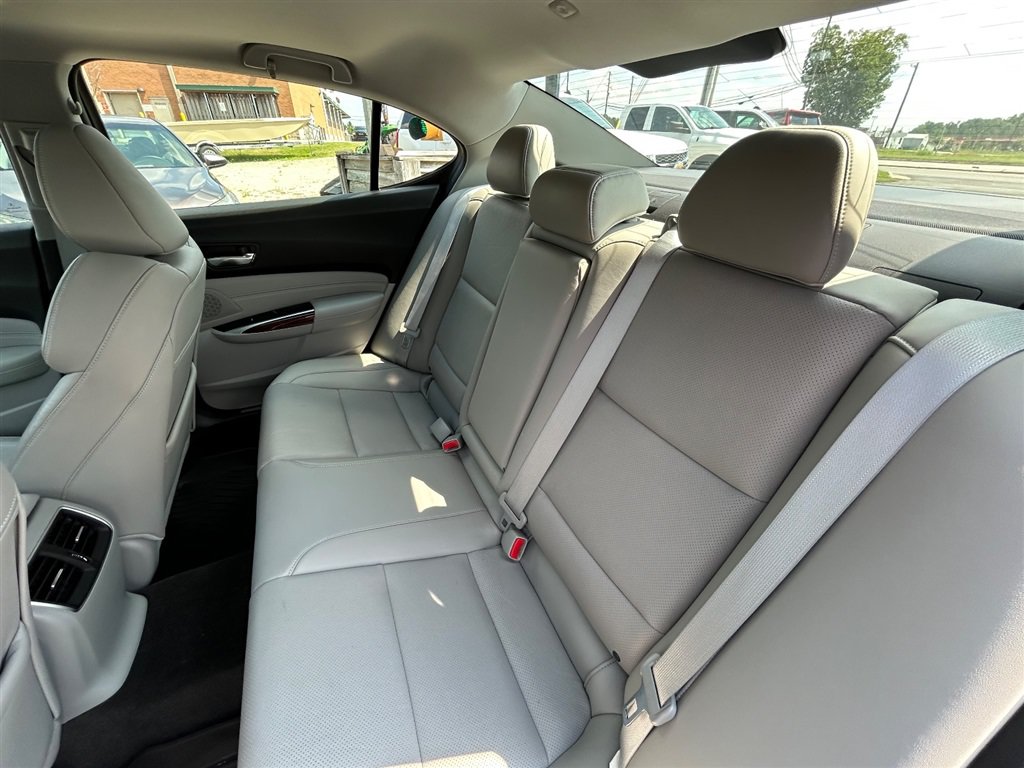 Used 2017 Acura TLX w/ Technology Package FWD image 28