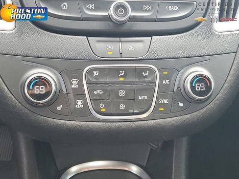 Used 2023 Chevrolet Malibu LT FWD image 25