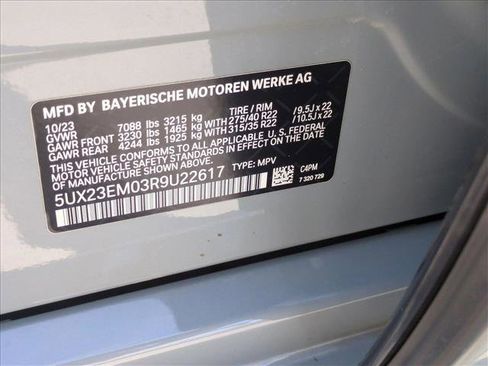 Certified 2024 BMW X7 xDrive40i w/ M Sport Package image 28