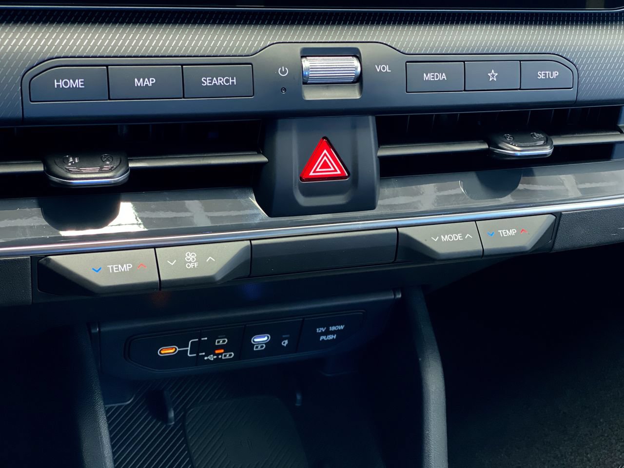 New 2026 Kia K4 GT-Line FWD image 24