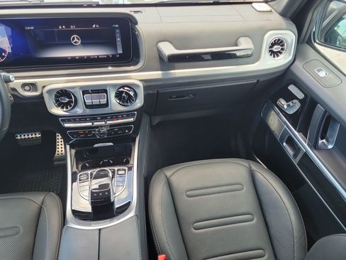 Used 2024 Mercedes-Benz G 550 image 16