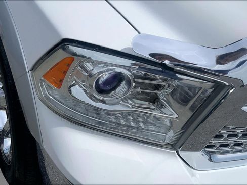 Used 2017 RAM 1500 Laramie w/ Convenience Group RWD image 27