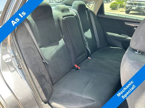 Used 2014 Nissan Altima 2.5 S w/ Display Audio Package FWD image 24