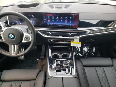 New 2027 BMW X7 M60i AWD/4WD image 17