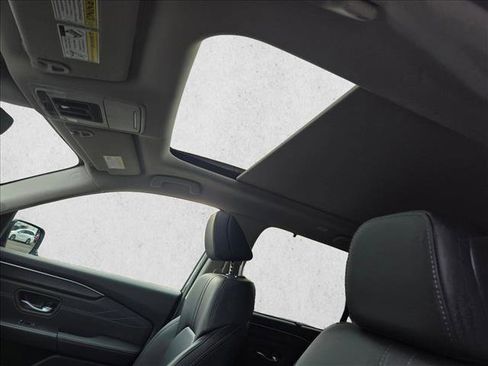 New 2026 Honda Pilot Touring image 13