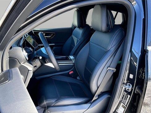 Certified 2025 Mercedes-Benz GLC 300 4MATIC image 24