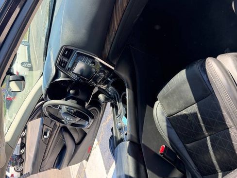 Used 2016 Nissan Maxima Platinum image 13