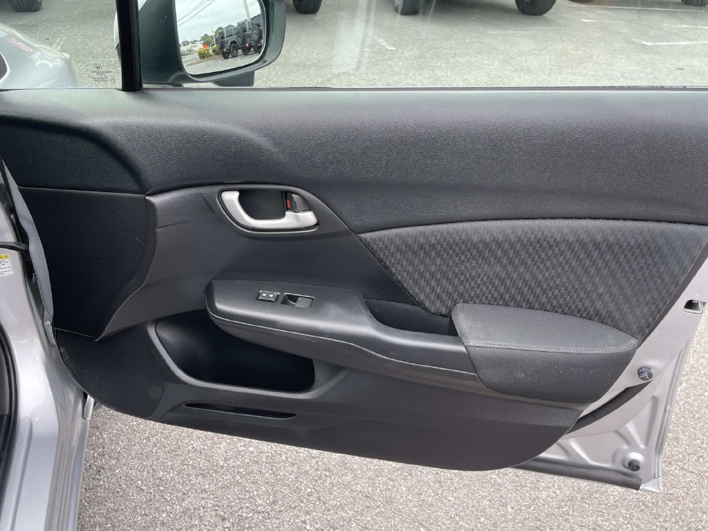 Used 2015 Honda Civic SE image 22