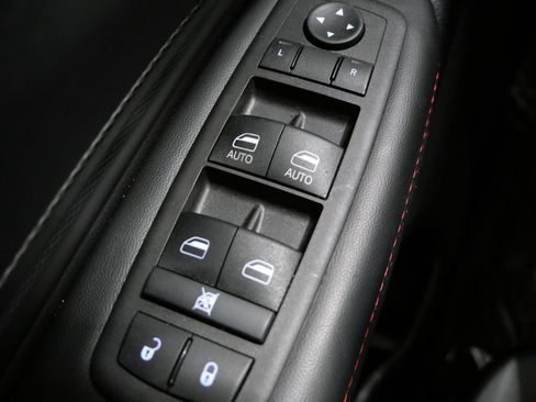 Used 2025 Dodge Durango GT AWD/4WD image 13